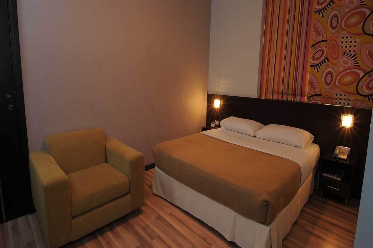 Suite Hotel Chrome - Бейрут Экстерьер фото