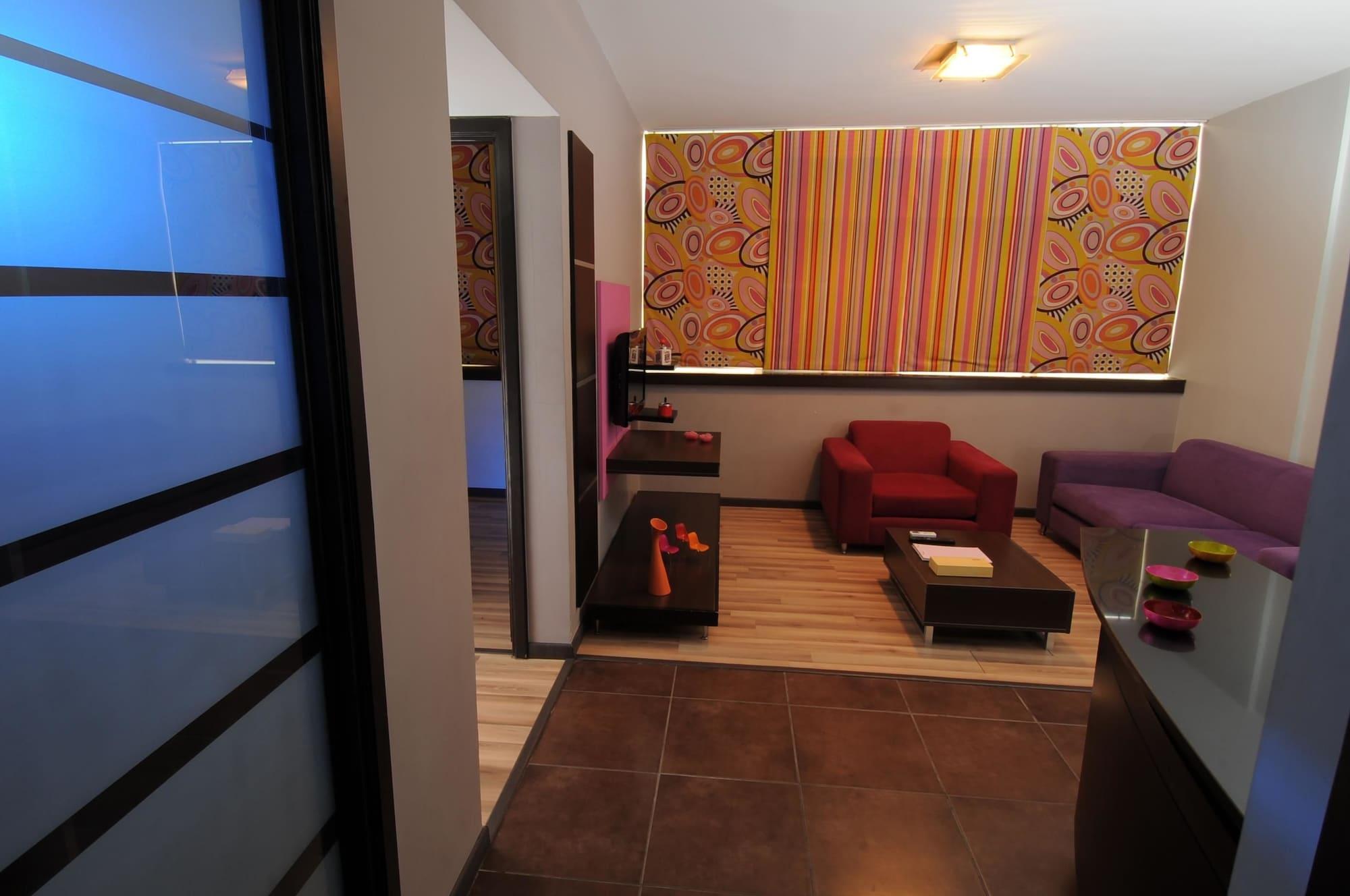 Suite Hotel Chrome - Бейрут Экстерьер фото